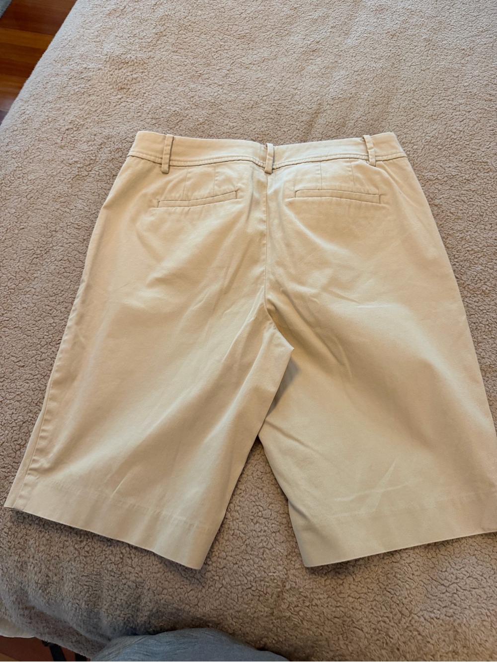 Talbots Khaki Flat-Front Men's Shorts - Picture 3 of 3